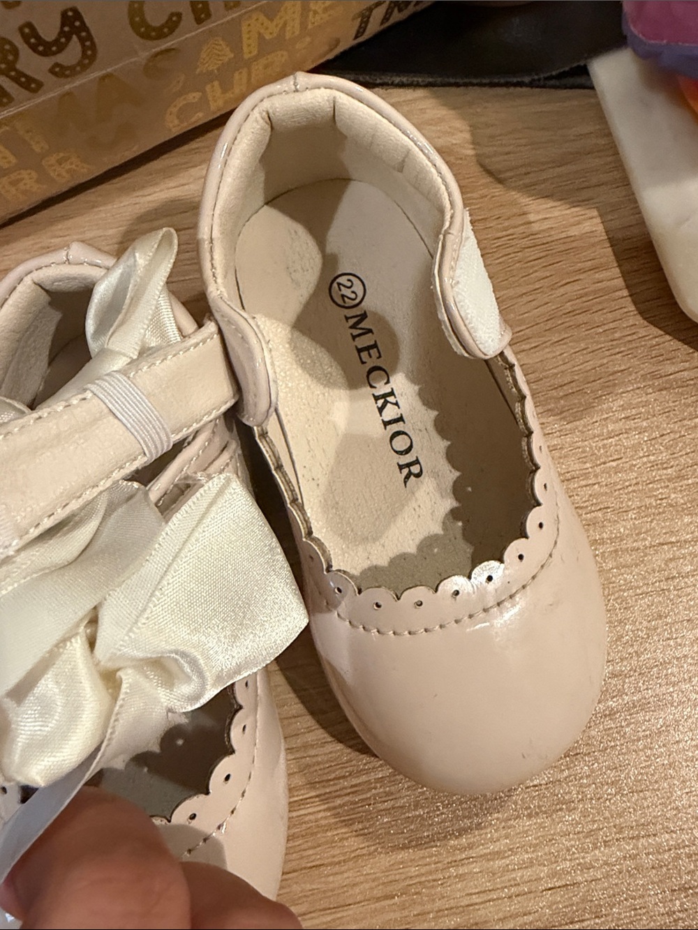 Girls Dress Shoes. Old Navy and Taranis - Picture 8 of 10